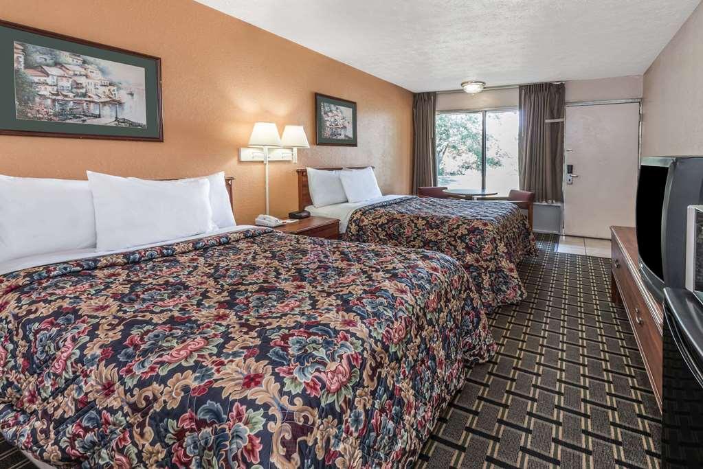 Quality Inn Georgetown Extérieur photo